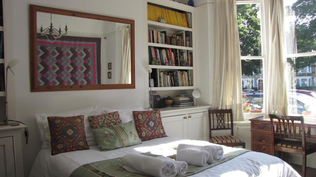 Holmewood Homestay Лондон Номер фото